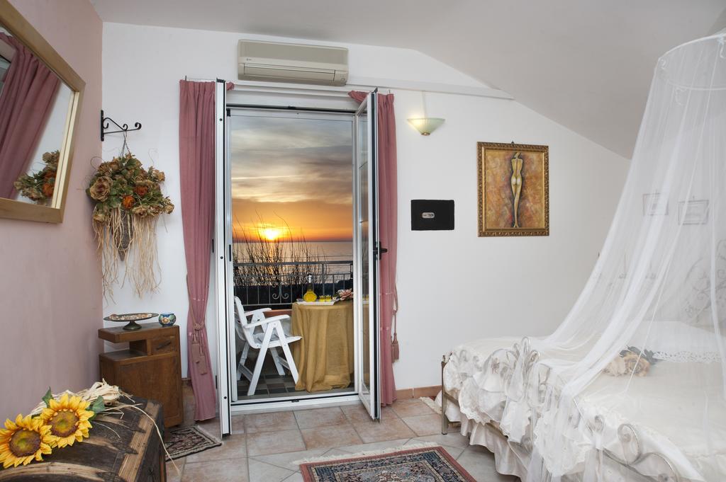 Casa Vacanza Alice & Mari Ascea Pokoj fotografie
