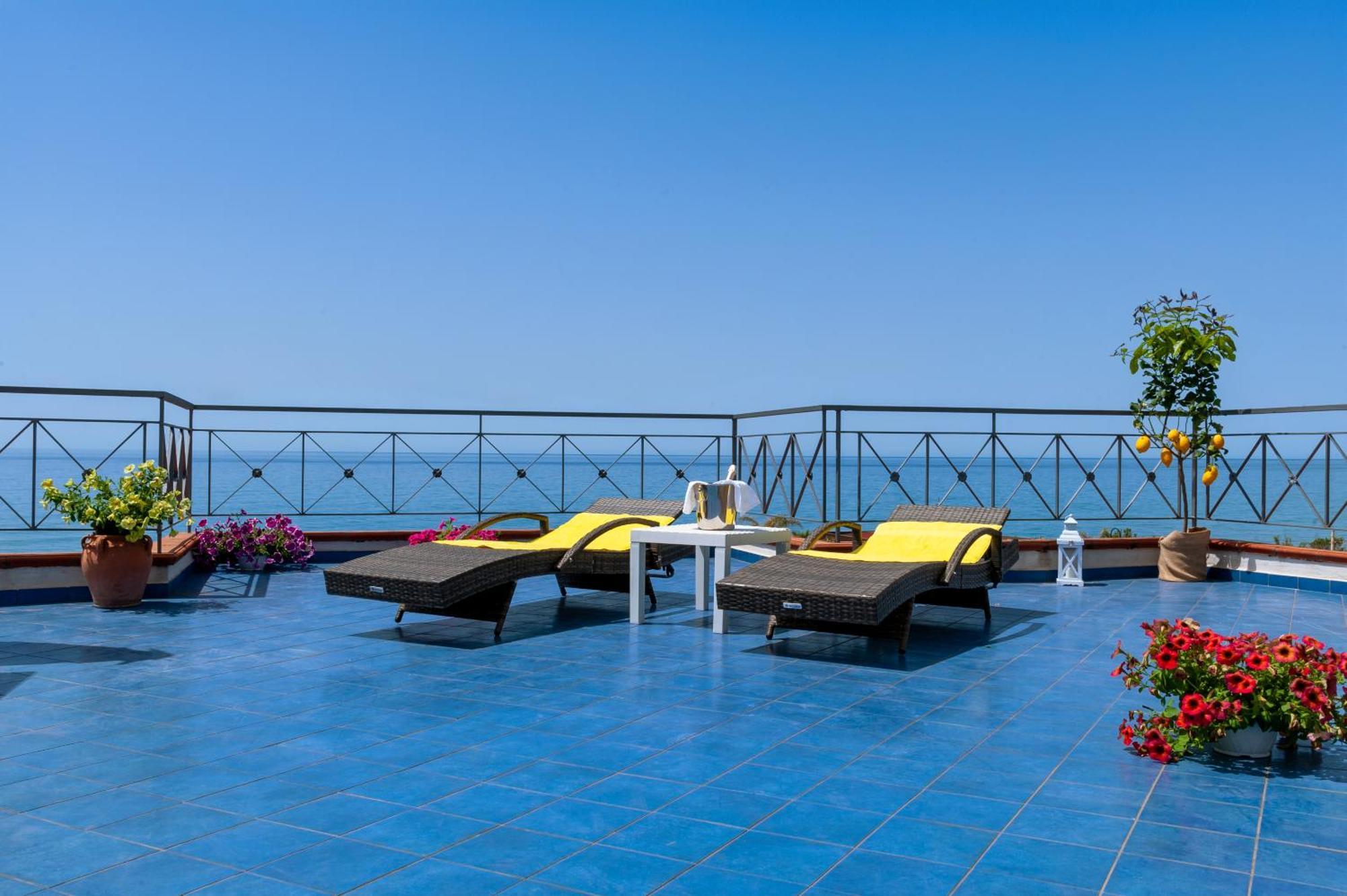 Casa Vacanza Alice & Mari Ascea Exteriér fotografie