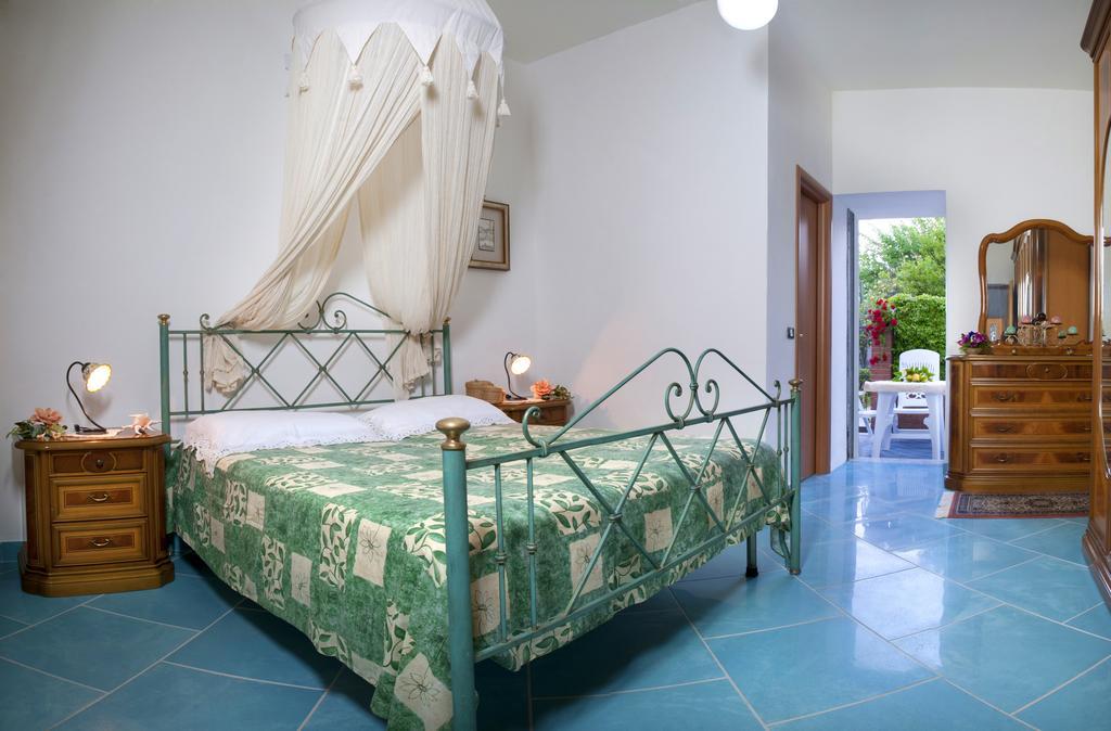 Casa Vacanza Alice & Mari Ascea Pokoj fotografie